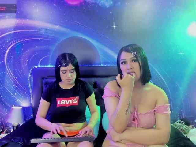 lesbian-scissorss