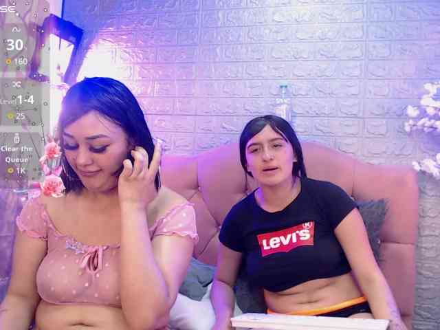 lesbian-scissorss webcam