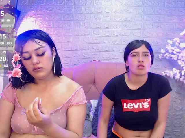 lesbian-scissorss webcam