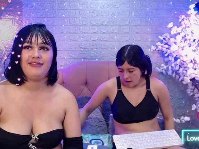 lesbian-scissorss webcam