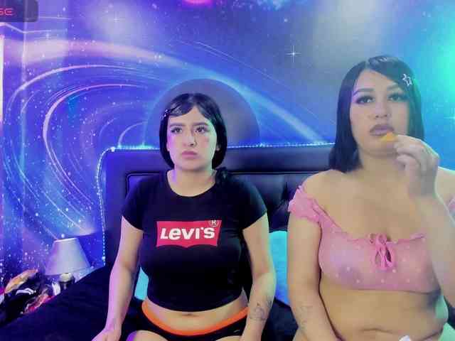 lesbian-scissorss webcam