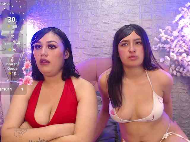 lesbian-scissorss webcam