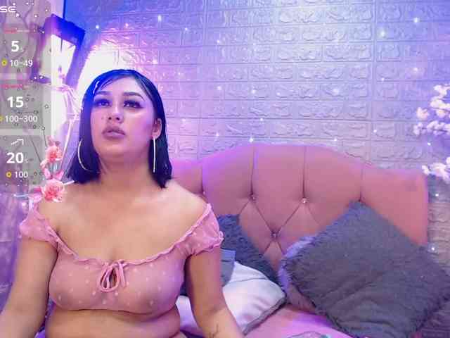 lesbian-scissorss webcam