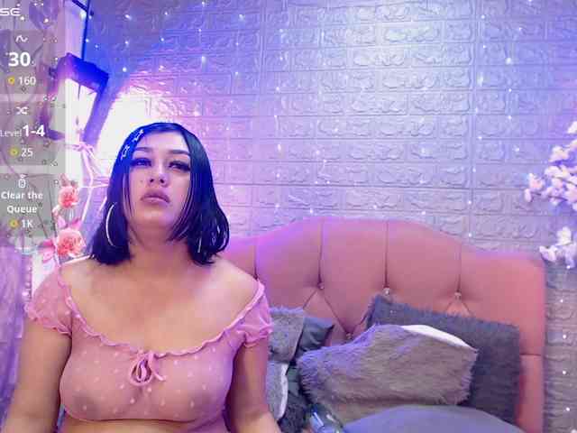 lesbian-scissorss webcam