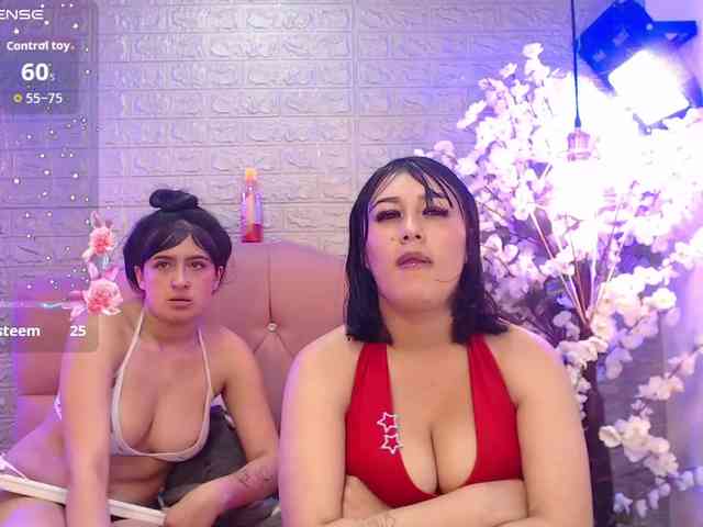 lesbian-scissorss webcam