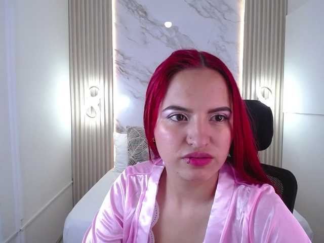 KimberlySkinny live cam on BongaCams