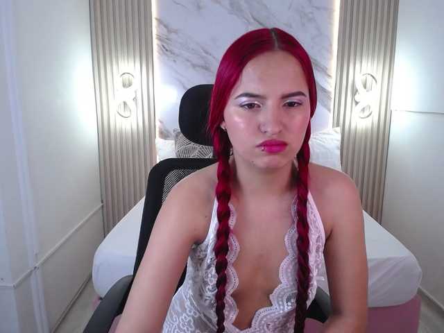 KimberlySkinny webcam bongacams model stream image