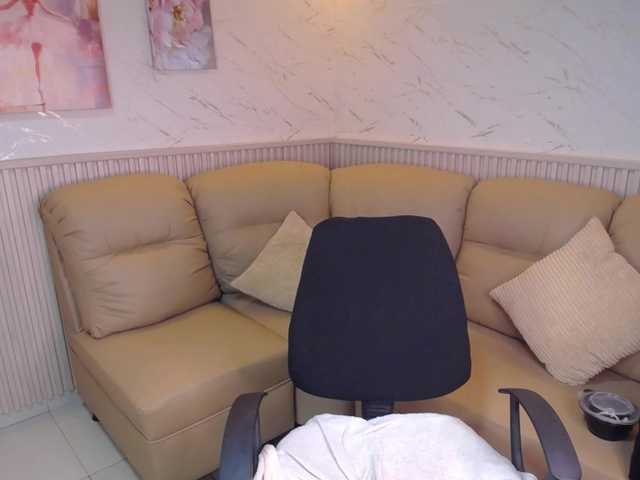 KimberlySkinny live cam on BongaCams