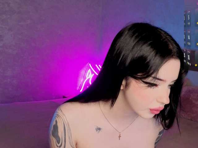 Jolene live cam on BongaCams