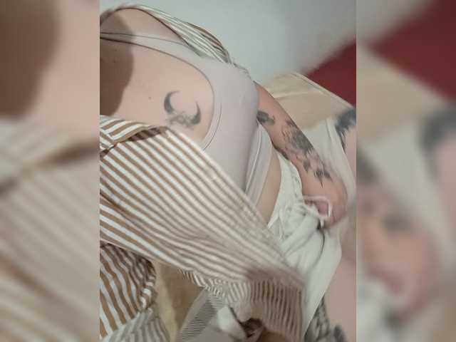 ChicaLatinaBR live cam on BongaCams