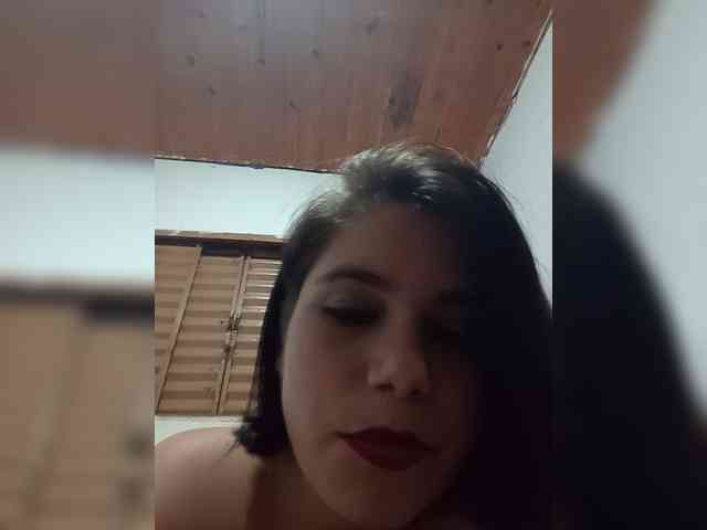 ChicaLatinaBR webcam