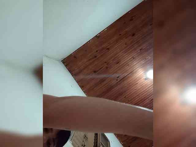ChicaLatinaBR webcam