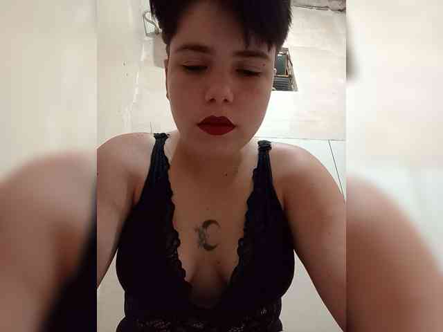 ChicaLatinaBR webcam
