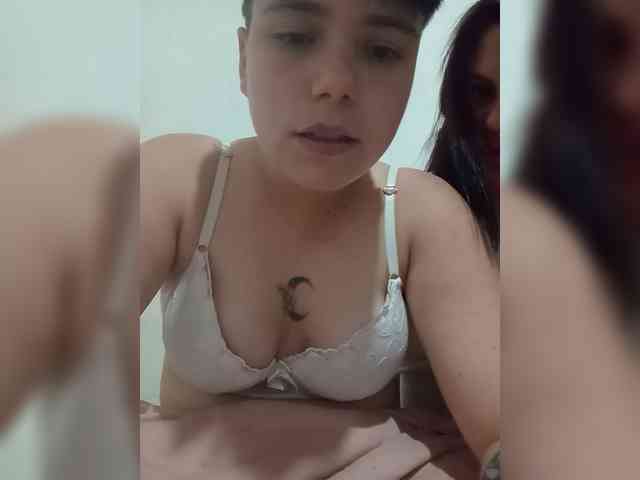ChicaLatinaBR webcam