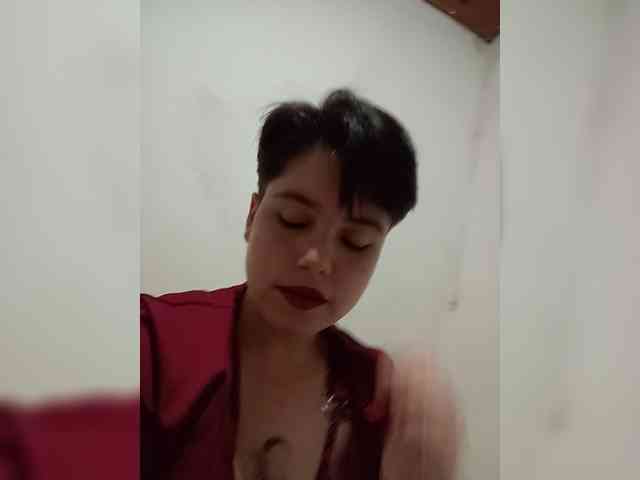 ChicaLatinaBR webcam