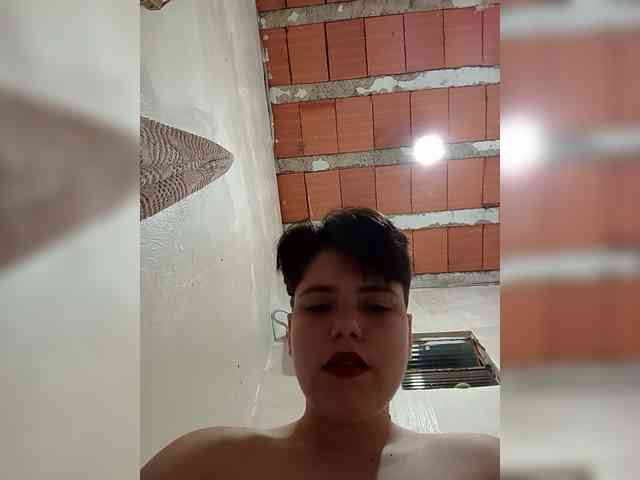 ChicaLatinaBR webcam