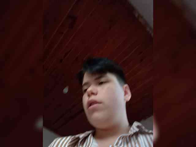 ChicaLatinaBR webcam