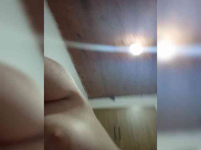 ChicaLatinaBR webcam