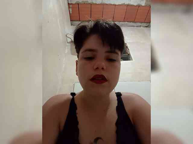 ChicaLatinaBR webcam