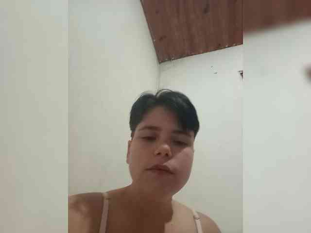 ChicaLatinaBR webcam