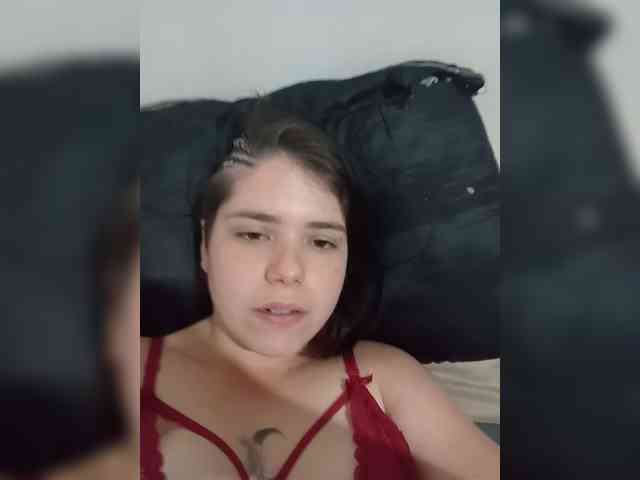 ChicaLatinaBR webcam