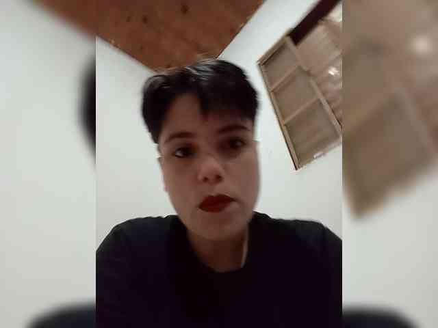 ChicaLatinaBR webcam