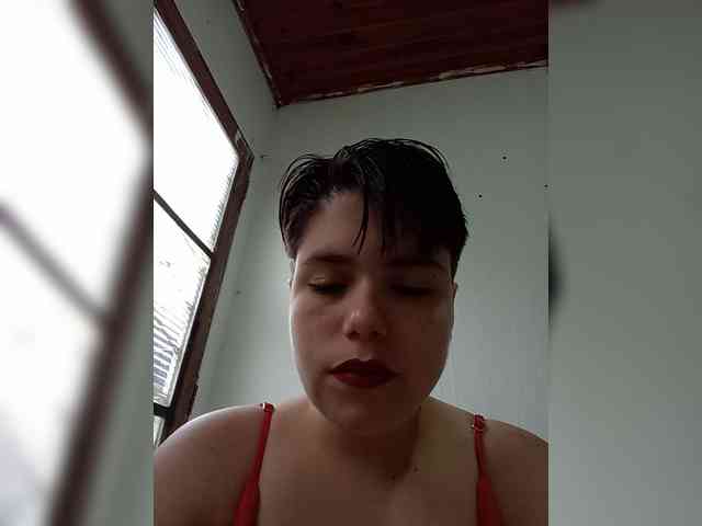 ChicaLatinaBR webcam