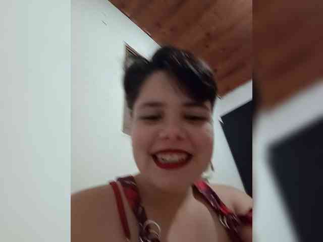 ChicaLatinaBR webcam