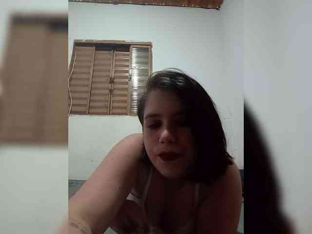 ChicaLatinaBR webcam