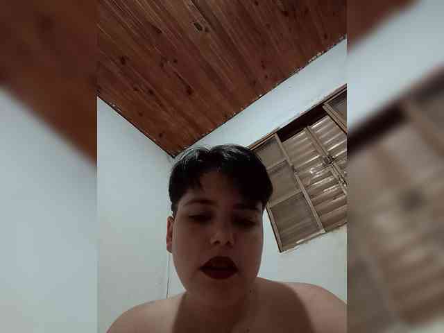 ChicaLatinaBR webcam