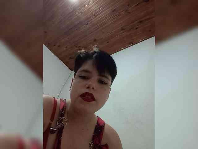 ChicaLatinaBR webcam