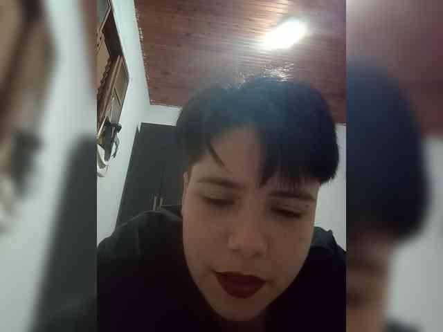 ChicaLatinaBR webcam