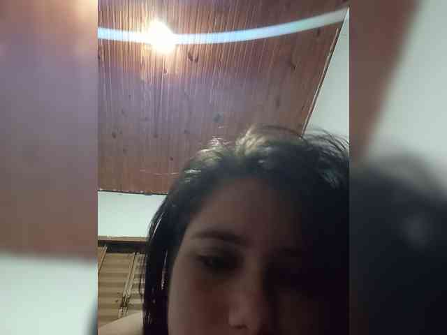 ChicaLatinaBR webcam