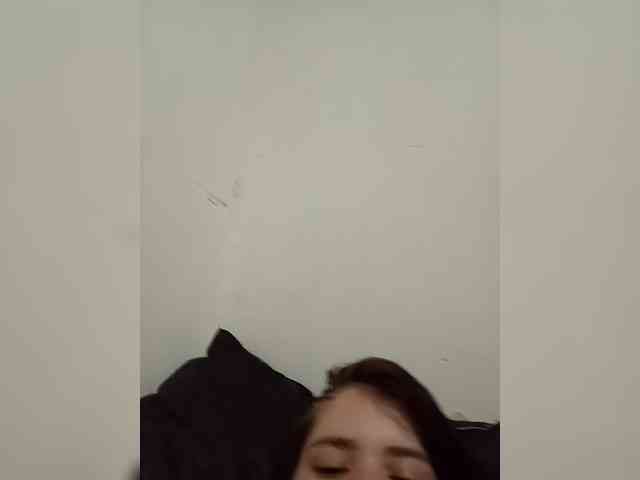 ChicaLatinaBR webcam