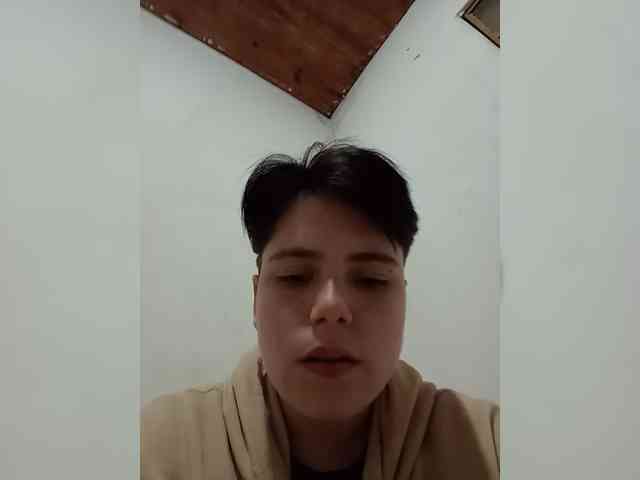 ChicaLatinaBR webcam