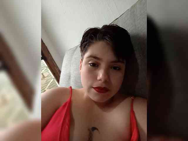 ChicaLatinaBR webcam