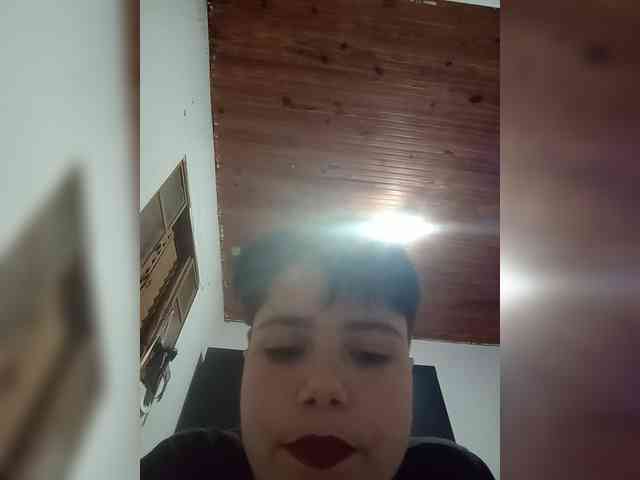 ChicaLatinaBR webcam