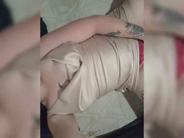 ChicaLatinaBR webcam