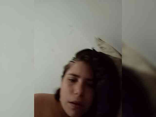 ChicaLatinaBR webcam