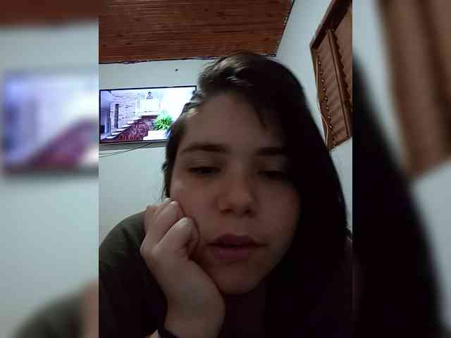 ChicaLatinaBR webcam