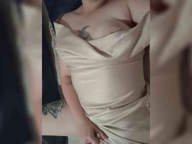 ChicaLatinaBR webcam