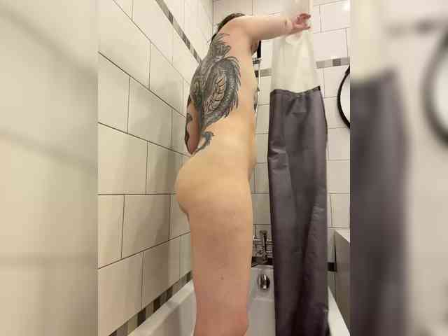 DeeDrago webcam