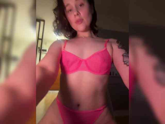 DeeDrago webcam