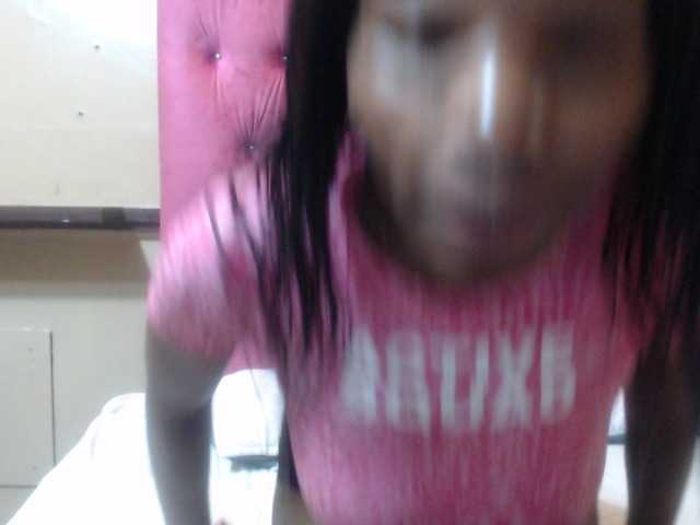 wettykitty25 live cam on BongaCams