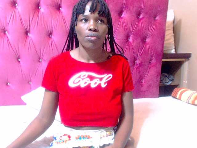 wettykitty25 live cam on BongaCams