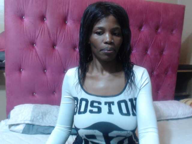 wettykitty25 live webcam show
