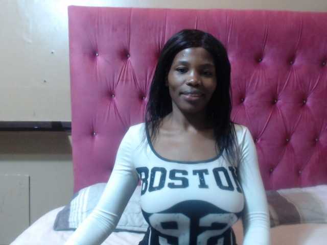 wettykitty25 live cam on BongaCams