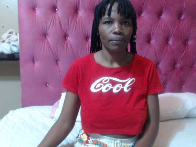 wettykitty25 live webcam show