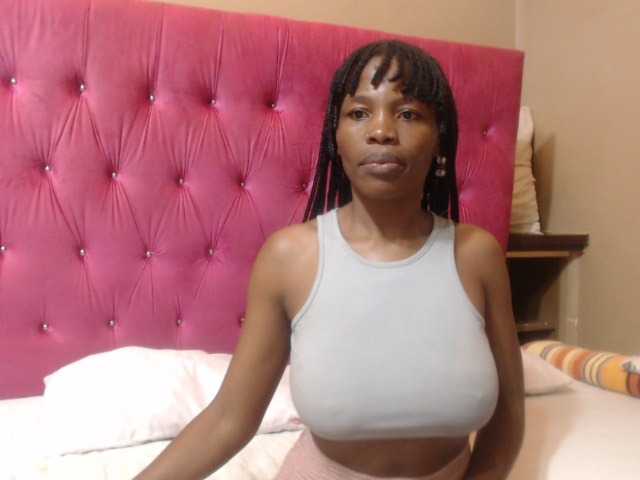 wettykitty25 live webcam show
