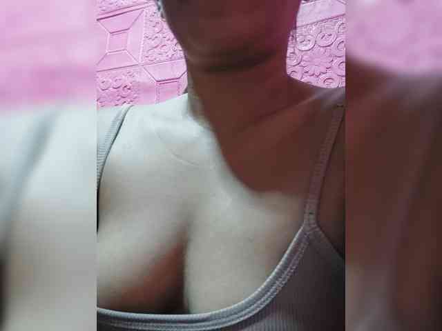 AnnaLizaXxX webcam